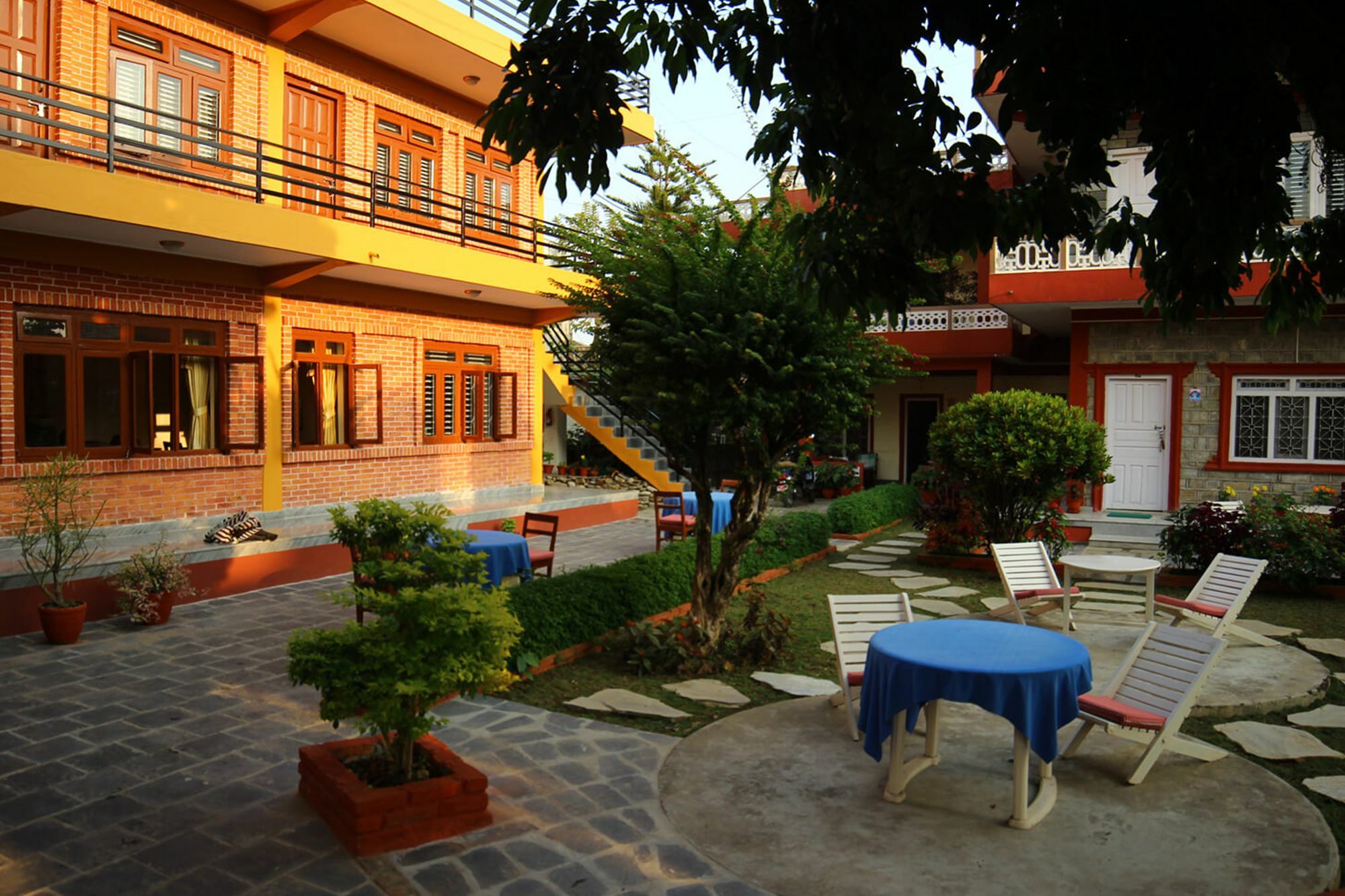 New Tourist Guest House Pokhara Exterior photo